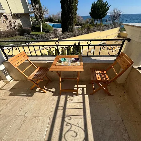 Horizon 8,1 'a' Apartment *