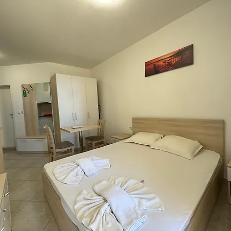 Horizon 8,1 'a' Apartment