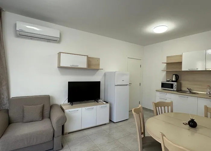 Horizon 8,1 'a' Свети Влас