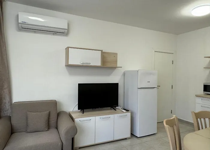 Horizon 8,1 'a' Свети Влас